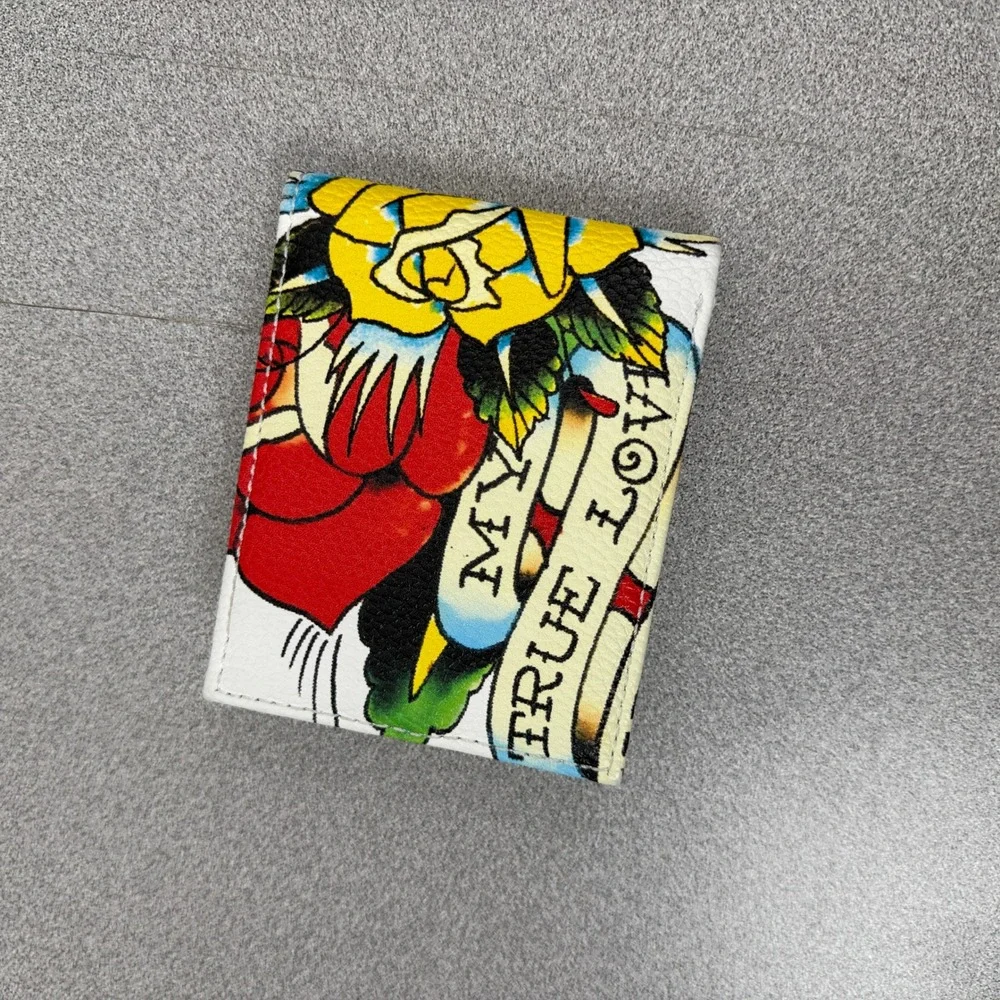 Ed Hardy Wallet Mens OS White Tattoo Graphic Print Bifold GF97628EHQA Skulls